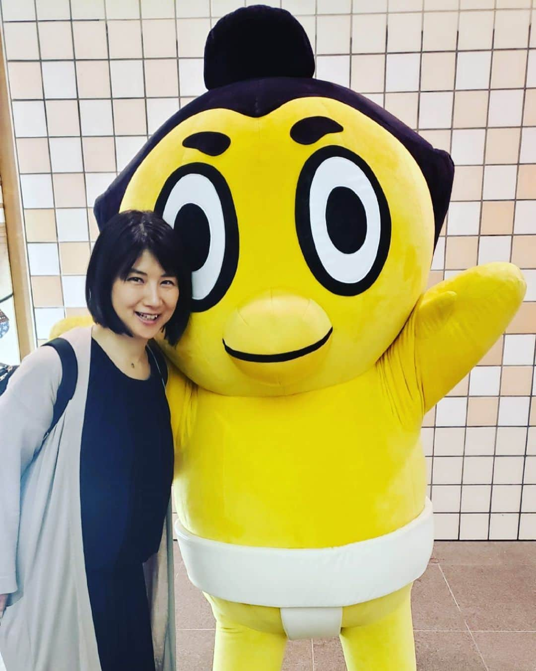 中江有里さんのインスタグラム写真 - (中江有里Instagram)「ひよの山と。  #sumo #令和元年夏場所 #大相撲 #ひよの山」5月17日 21時05分 - yurinbow1226