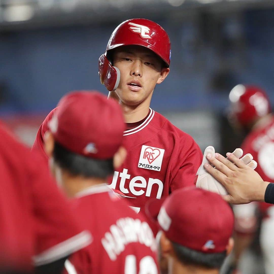 東北楽天ゴールデンイーグルスさんのインスタグラム写真 - (東北楽天ゴールデンイーグルスInstagram)「⚾️ ⚾️M 6-1 E⚾️ 同じ7安打を打つも打線が繋がらず連敗を喫する。 8回に辰己選手がヒットと盗塁でチャンスを作り ウィーラー選手が一矢報いるタイムリーヒット👍🏼 美馬選手は6回まで2失点に抑えるも悔しい結果に... #rakuteneagles #RESTART #日本一の東北へ #ウィーラー #辰己涼介 #美馬学」5月17日 21時50分 - rakuten_eagles