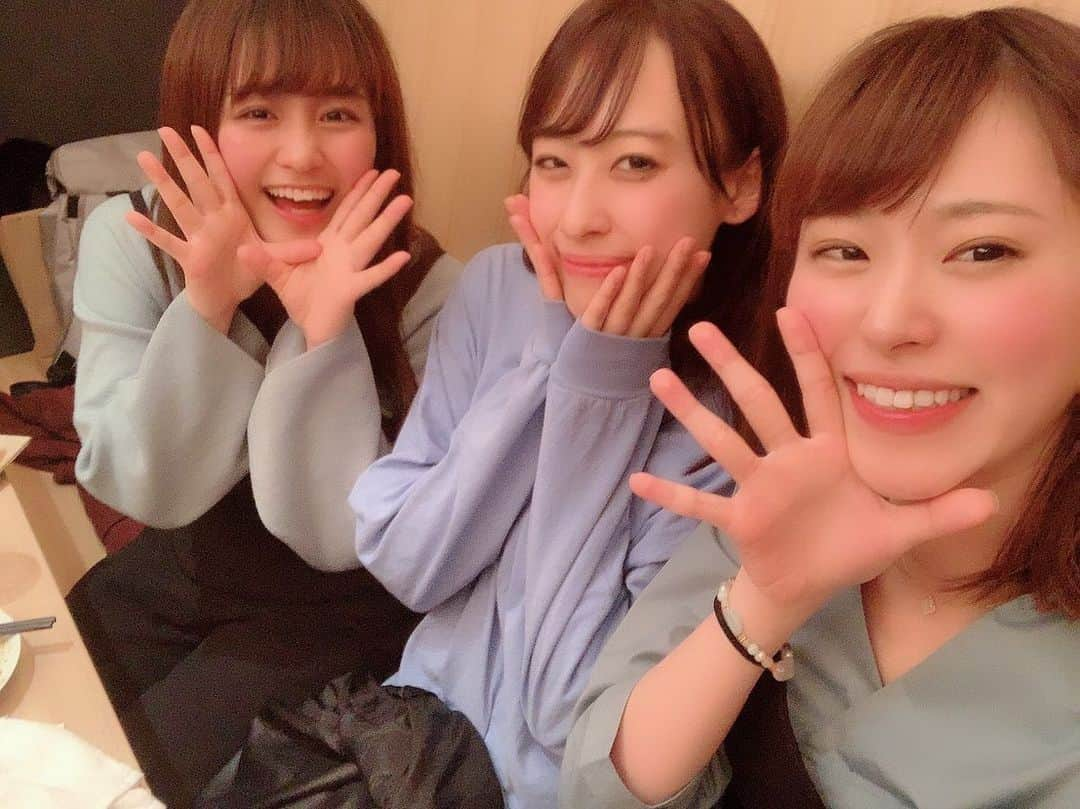 宮島小百合さんのインスタグラム写真 - (宮島小百合Instagram)「ちょっと前の 写真💗  ゆうちゃん、花奈さん。  #ご飯会  たまたまの #blue  #コーデ  わたしだけ ダサダサだったww💙」5月17日 22時06分 - sayuri_kakaka