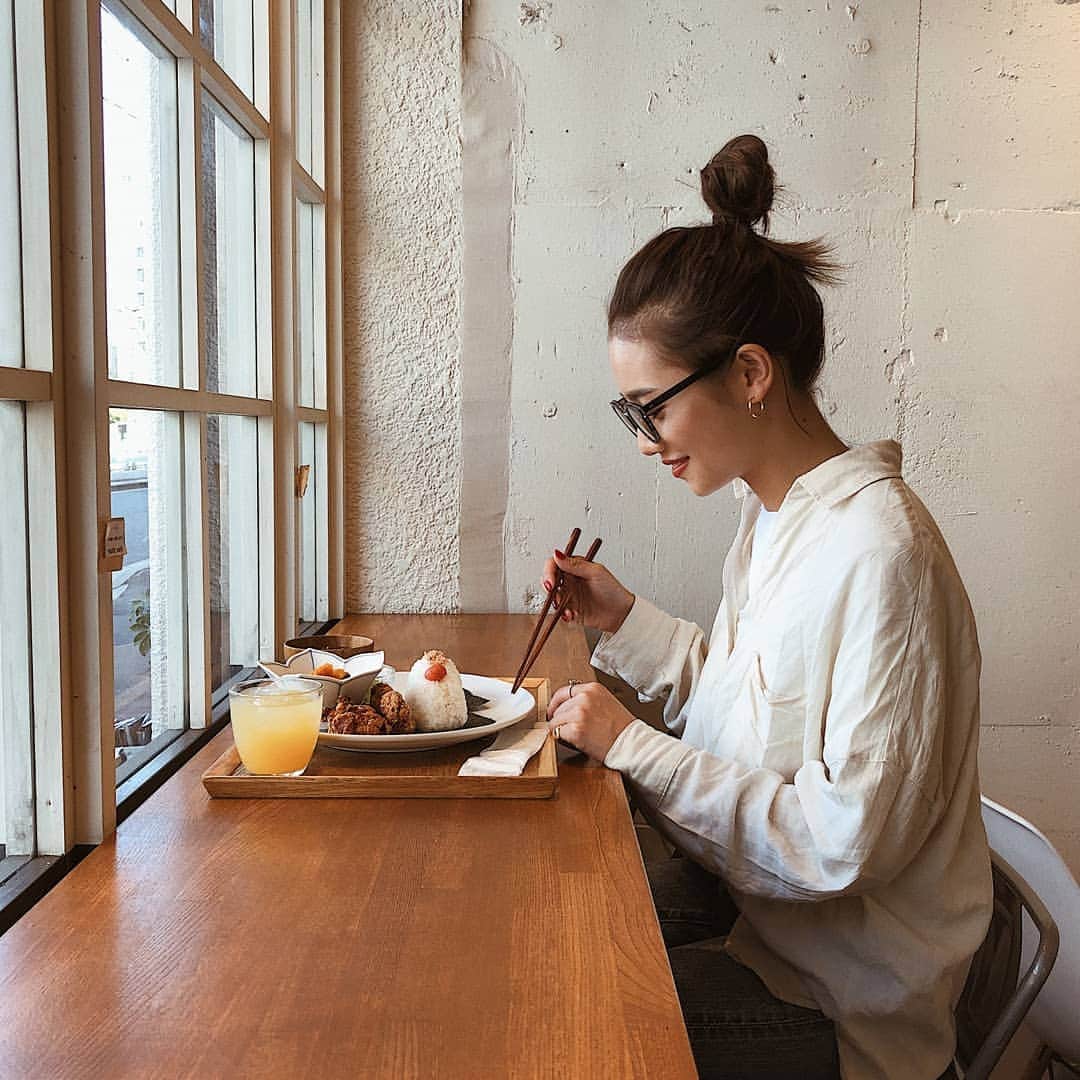 伊原葵のグルメインスタ