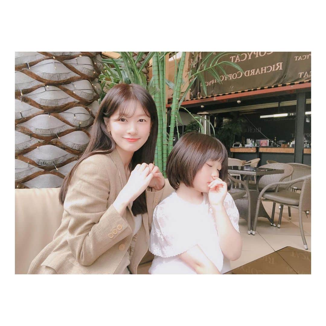 チョン・ソミンのインスタグラム：「끝없는 우리두리사진노리📸 #기방도령 나희는 셀카장인👍🏻」