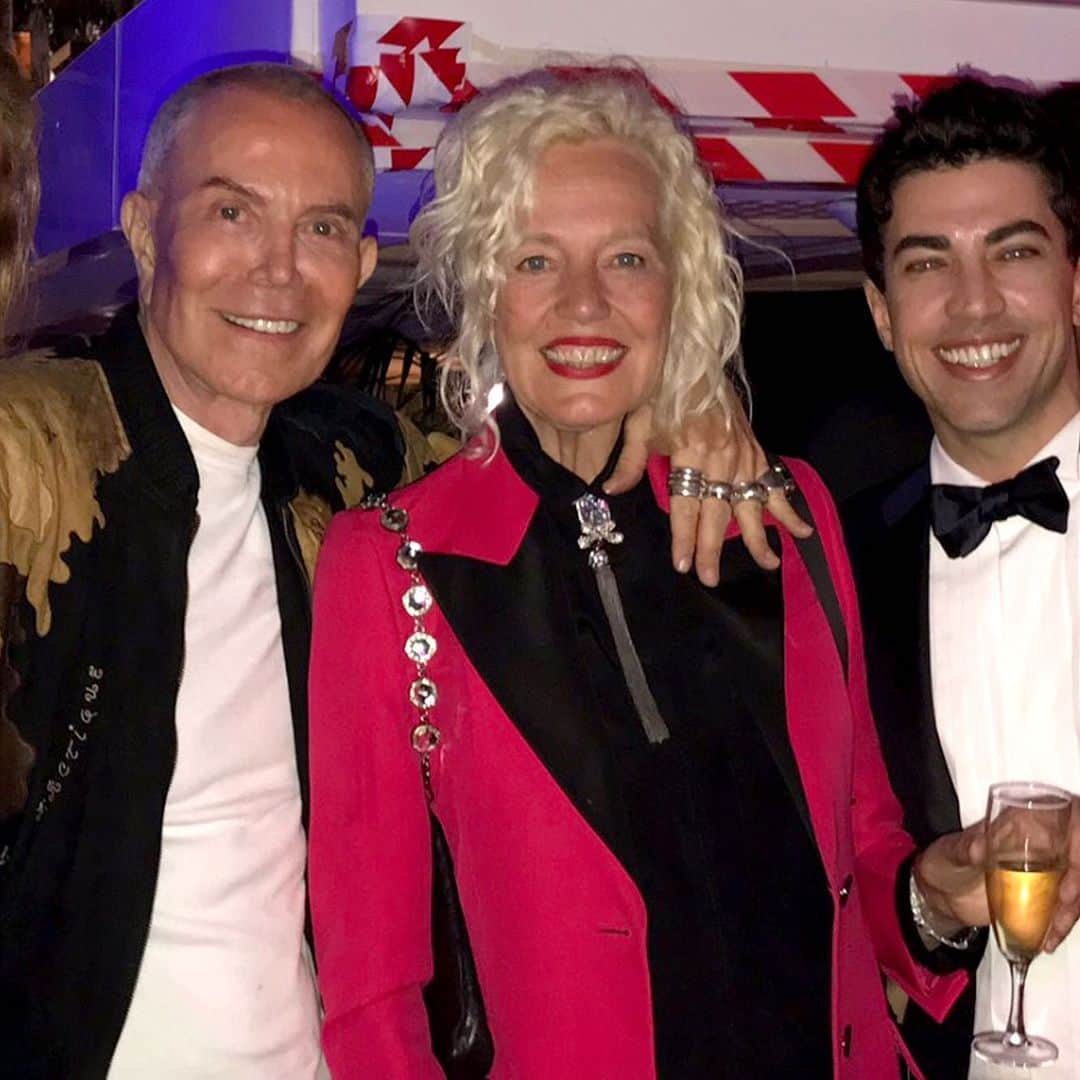 ジトロワさんのインスタグラム写真 - (ジトロワInstagram)「Jean Claude Jitrois & @ellenvonunwerth &  @julienlandais attending the #rocketman afterparty in Cannes at @carltoncannes hosted by @agence.xbc during the 72nd edition of the #cannesfilmfestival.  #ellenvonunwerth  #julienlandais  #jitrois #xavierbrunetcommunication #cannes2019」5月17日 22時31分 - jitroisparis