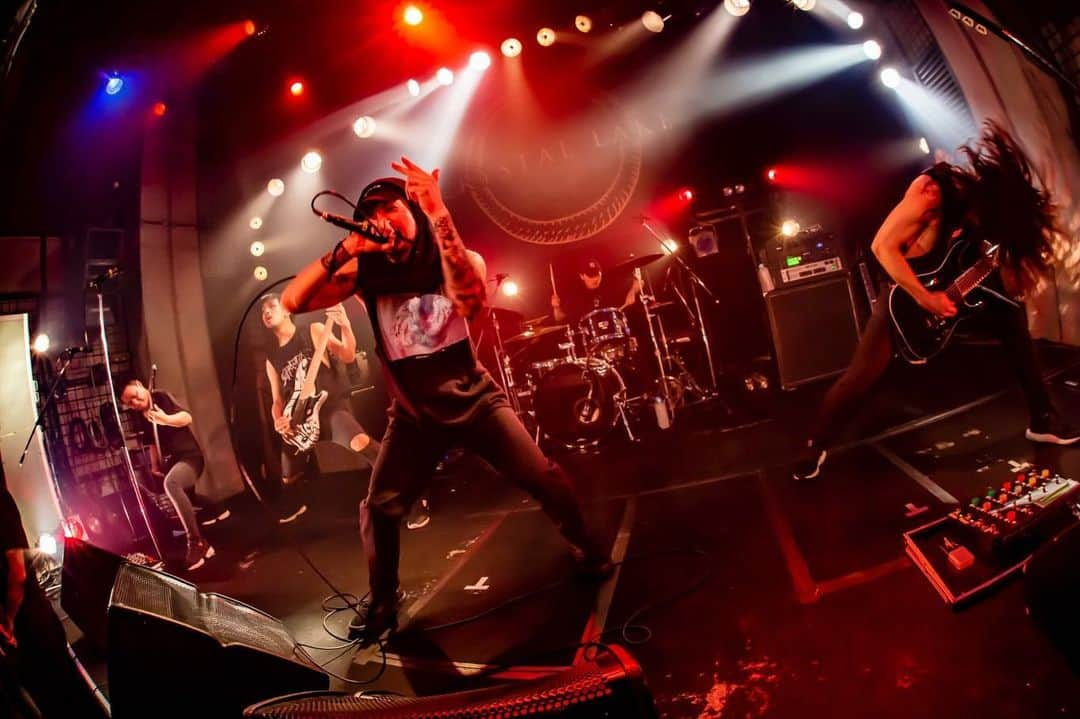 Crystal Lakeさんのインスタグラム写真 - (Crystal LakeInstagram)「THANK YOU KYOTO!! HELIX ONEMAN JAPAN TOUR 2019 SEASON 2.  Photo: @taka_tallman  #CrystalLake #HELIX」5月17日 22時48分 - crystallake777