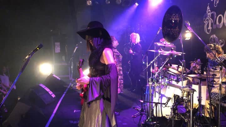 Kyrieのインスタグラム：「神劇ノ宴、大阪公演でした。有難う。  本日のFar Awayのオープニングセッションの様子を。  大阪はまた来月再来月と来るよ！」