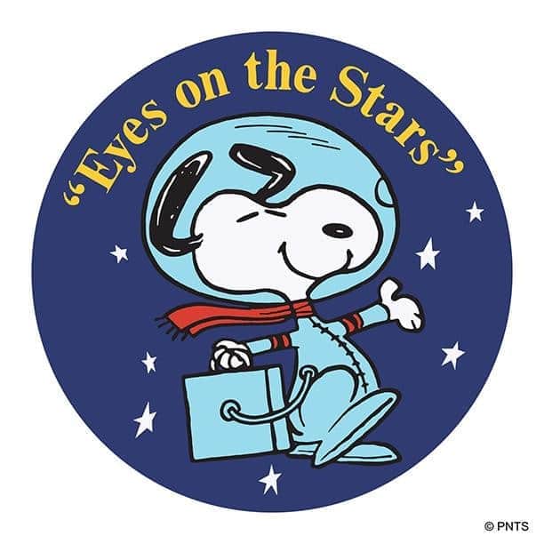 スヌーピーさんのインスタグラム写真 - (スヌーピーInstagram)「Keep your eyes on the stars ✨  #AstronautSnoopy」5月17日 23時19分 - snoopygrams