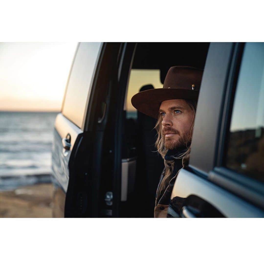 Nick Fouquetのインスタグラム：「Thanks to Mercedes Benz  For taking me on a mystic voyage thru Spain... commercial out now➕ Marco Polo」