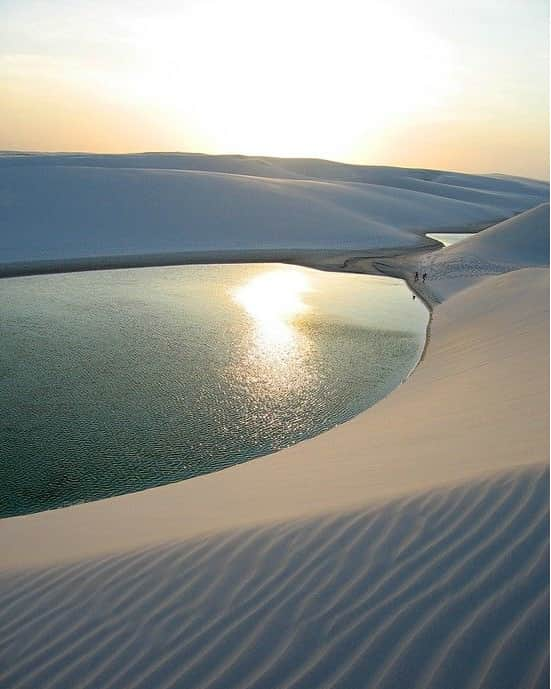 エレスさんのインスタグラム写真 - (エレスInstagram)「Friday escape to the sunny lands of Lençóis Maranhenses, Brazil.  #eresparis #inspiration #eresinspired #longingforsummer」5月17日 23時21分 - eres