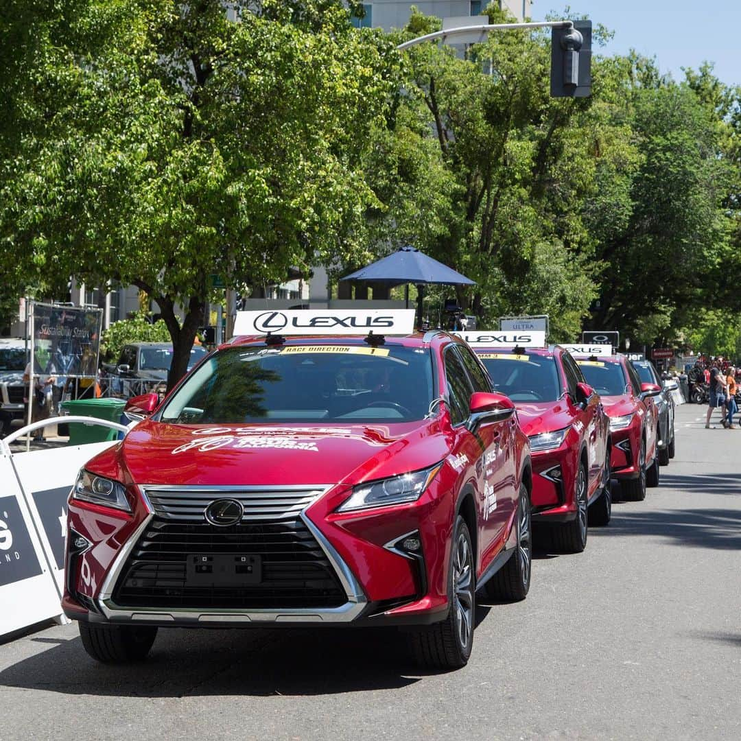 Lexus USAさんのインスタグラム写真 - (Lexus USAInstagram)「During @AmgenTOC, performance is key, whether you ride on two wheels or four. #AmgenTOC #LexusPerformance #LexusCycling」5月17日 23時33分 - lexususa