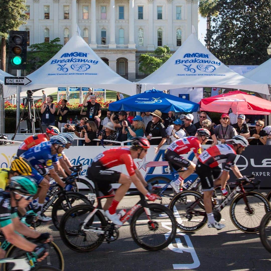 Lexus USAさんのインスタグラム写真 - (Lexus USAInstagram)「During @AmgenTOC, performance is key, whether you ride on two wheels or four. #AmgenTOC #LexusPerformance #LexusCycling」5月17日 23時33分 - lexususa