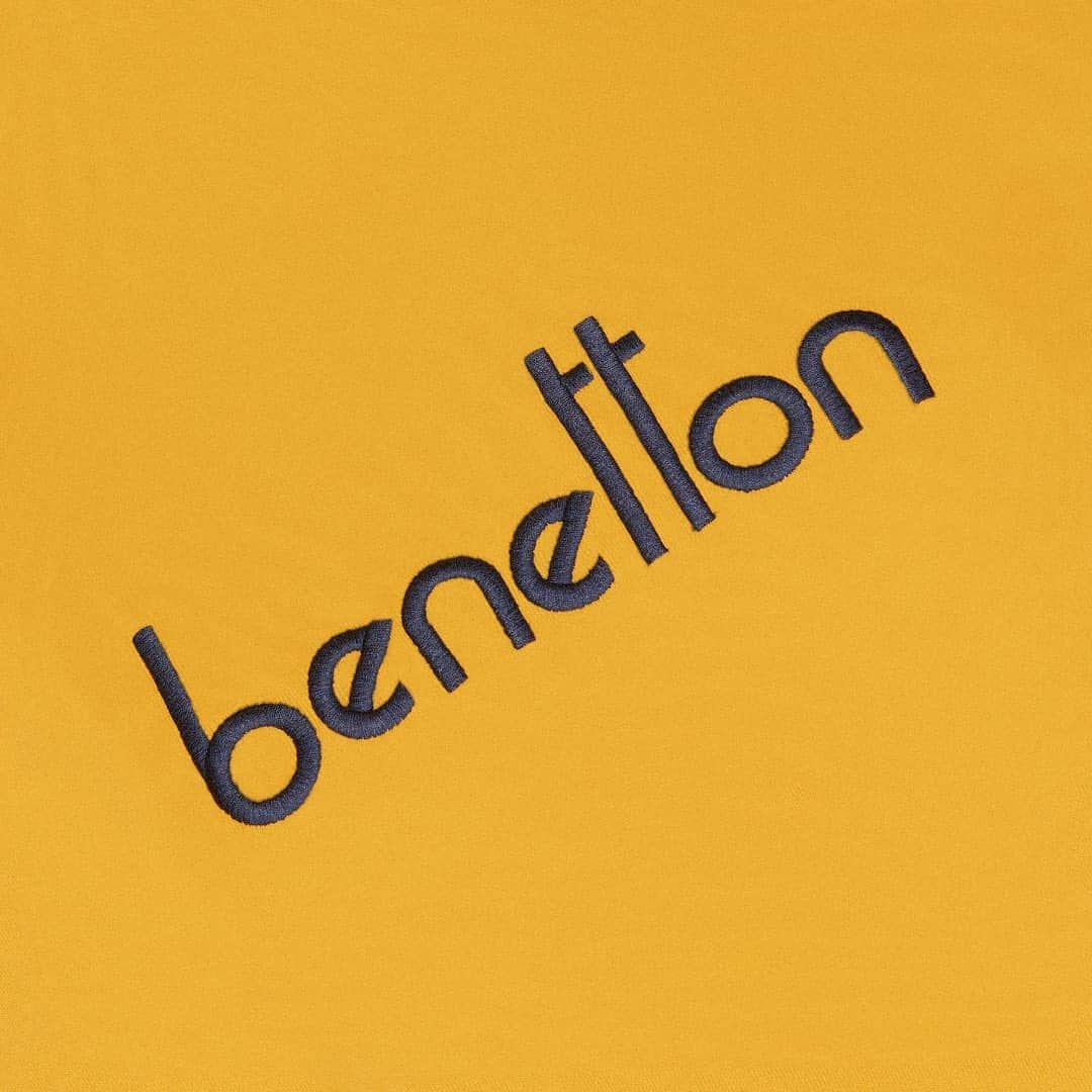 ベネトンさんのインスタグラム写真 - (ベネトンInstagram)「Monochromatic, yes. Ordinary, never. #Benetton #colors #SS19 #yellow」5月17日 23時33分 - benetton