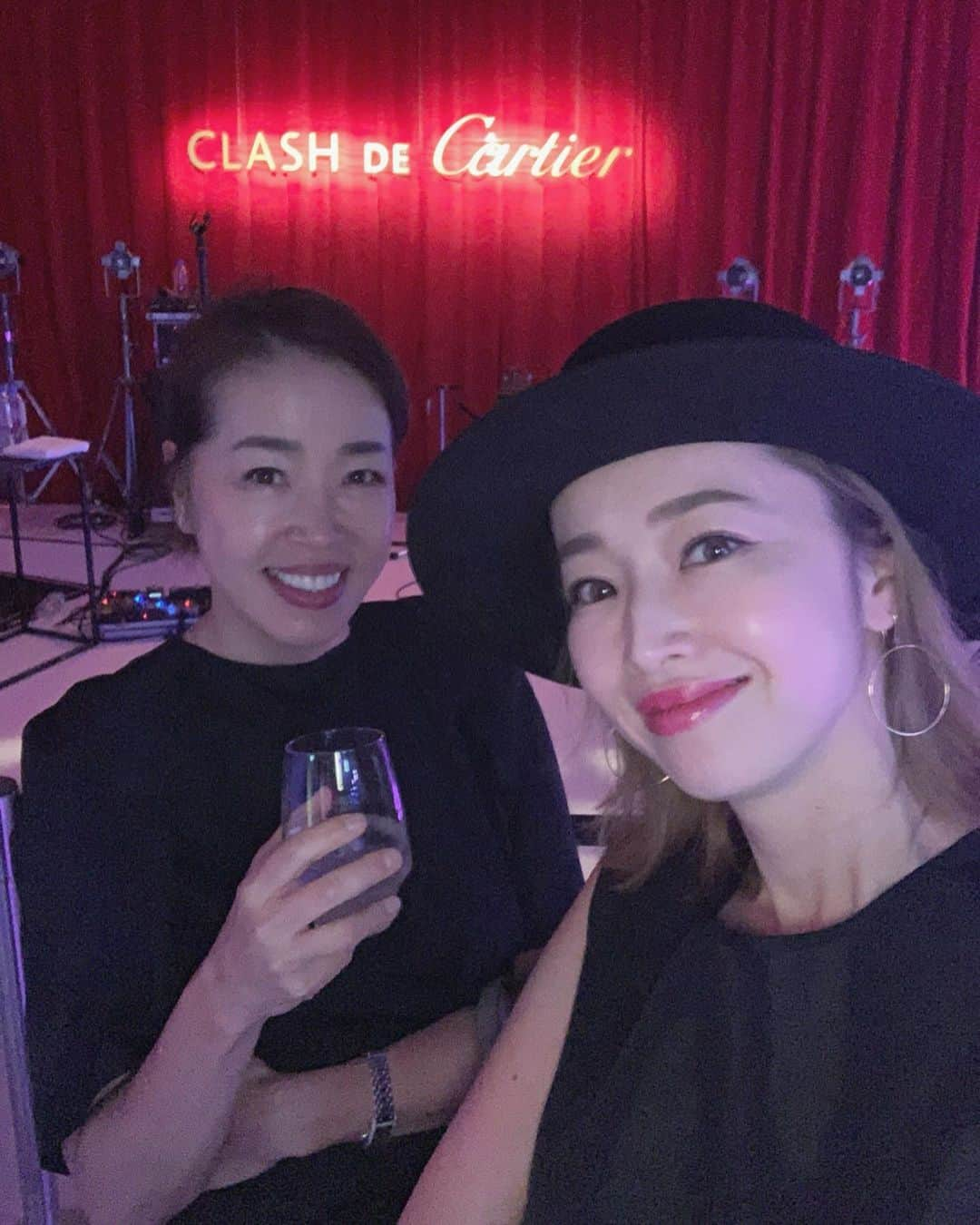 翁安芸さんのインスタグラム写真 - (翁安芸Instagram)「Celebrating the launch of the @cartier new #CLASHDECARTIER ✨❤️ Cartierの新作コレクション ”CLASH DE Cartier” の発売を記念したPOP-UPイベントへ✨ ジュエリーも空間もとても素敵でした🥰 #cartiertokyo #カルティエ #akiweng #翁安芸 #tokyo」5月17日 23時46分 - akinyc