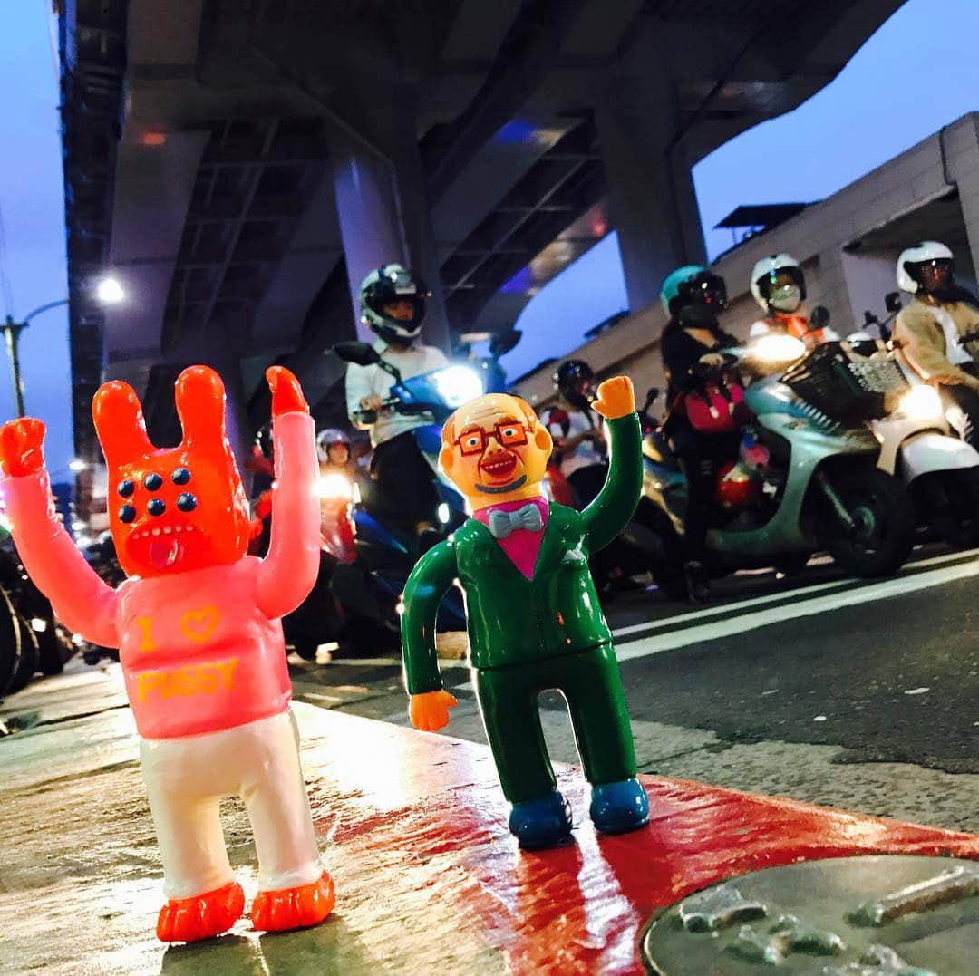 のインスタグラム：「台湾の夜 taiwan night #morlin #satoshiyamamoto  #deharayukinori  #paradisetoyland」