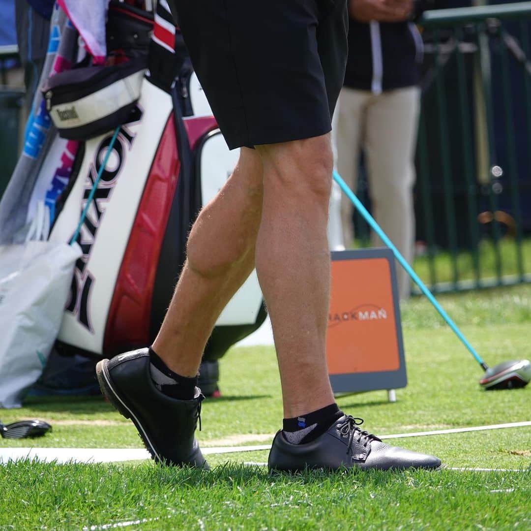 PGA TOURさんのインスタグラム写真 - (PGA TOURInstagram)「@PhilMickelson and the fans are embracing his calves. 😂」5月18日 0時20分 - pgatour