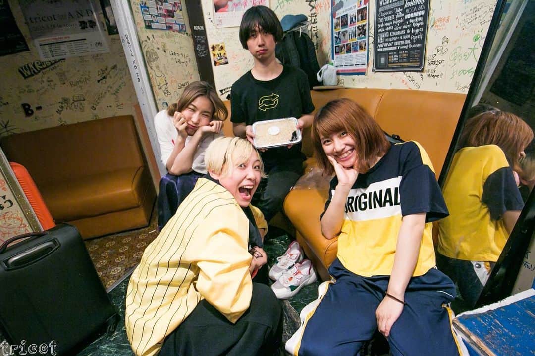 tricotのインスタグラム