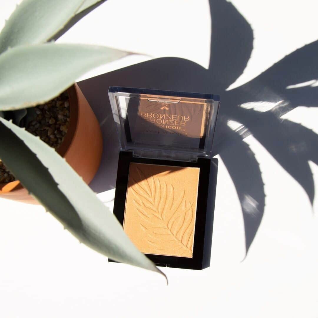 wet'n wild beautyさんのインスタグラム写真 - (wet'n wild beautyInstagram)「Step up your bronzing game with our Color Icon Bronzer in Ticket to Brazil! Tap to shop ⠀⠀⠀⠀⠀⠀⠀⠀⠀ ⠀⠀⠀⠀⠀⠀⠀⠀⠀ #wetnwildbeauty #crueltyfree #makeup #beauty #vegan #veganbeauty」5月18日 6時01分 - wetnwildbeauty