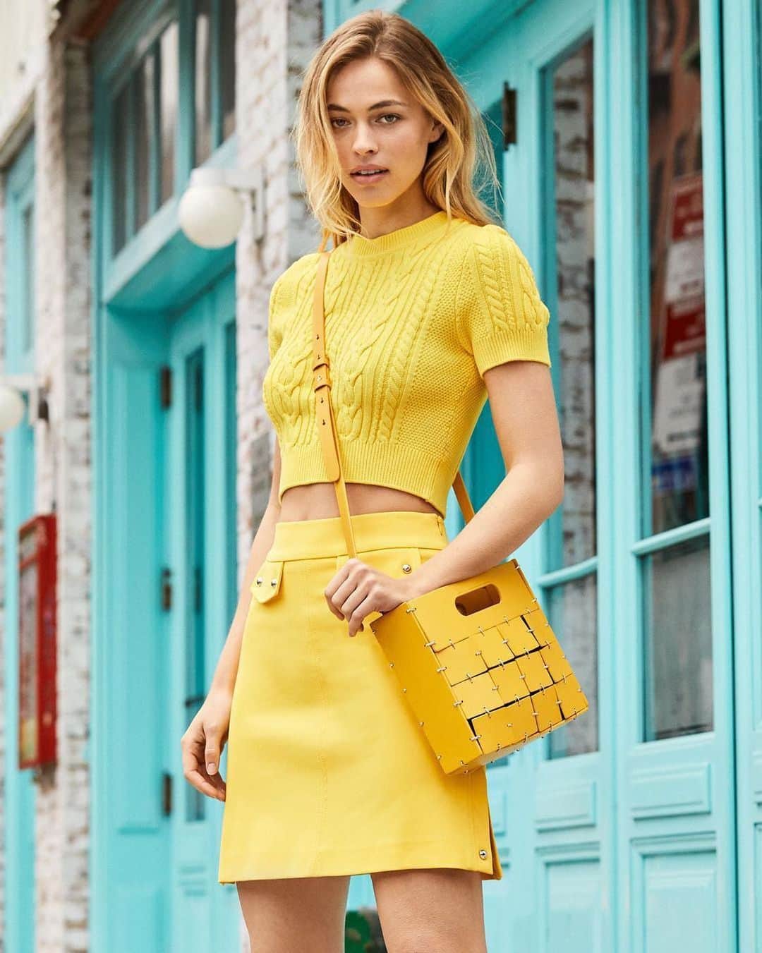 Bloomingdale'sさんのインスタグラム写真 - (Bloomingdale'sInstagram)「Well, yellow there 💛🌼 . . . . . . . #Yellows #HappyColors #SpringStyle #SpringFashion #OOTD #OutfitInspo #Monochromatic #Bloomingdales」5月18日 6時03分 - bloomingdales