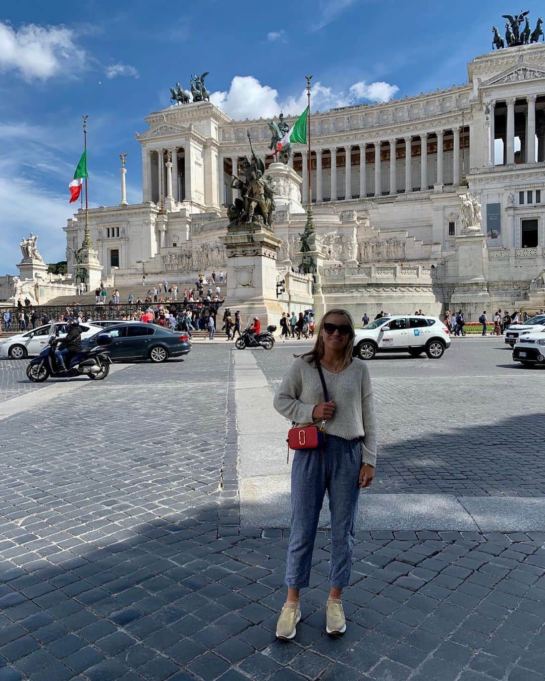 ソフィア・ケニンさんのインスタグラム写真 - (ソフィア・ケニンInstagram)「Day off in Roma 🇮🇹 Being a tourist 😉」5月18日 1時11分 - sofia.kenin