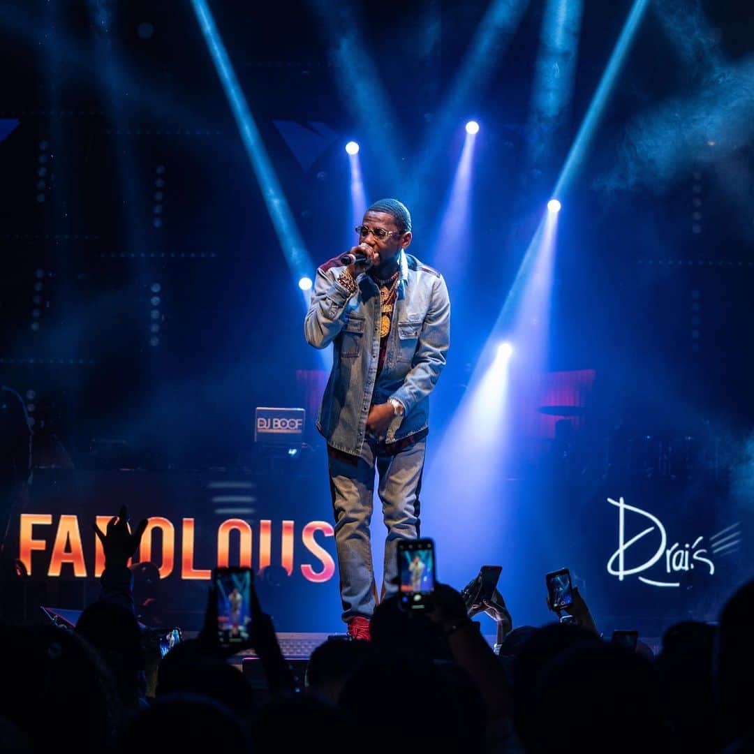 のインスタグラム：「If you can make it thru the darkest night, there’s a brighter day ahead - Tupac Shakur [shot by @ljdilla]  #Drais #Vegas」