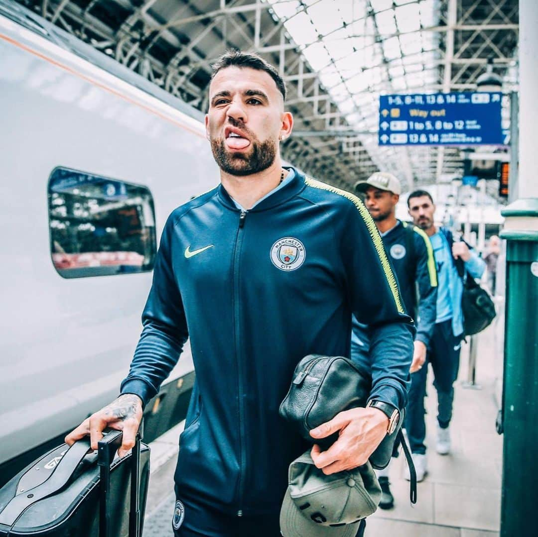 マンチェスター・シティFCさんのインスタグラム写真 - (マンチェスター・シティFCInstagram)「Next stop 🚂➡️ Wembley! #mancity」5月18日 2時04分 - mancity