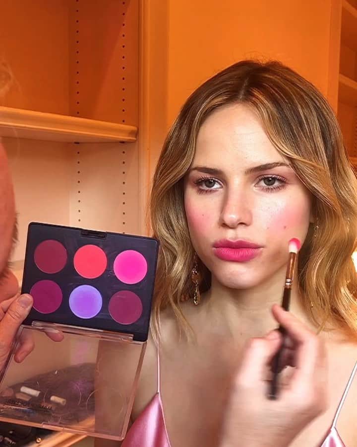 JO BAKERのインスタグラム：「H A L S T O N • S A G E 🇺🇸 Punchy Popsicle tones.... on stunner #halstonsage for @instylemagazine editorial ...love using a bright shadow to create a hazy lip look!! This lip is made dreamy and wearable with its blurred matte application which gives a soft pastel finish - a modern #marieantoinette inspired mood!! The palette is an oldie but a goodie that I created years ago at @makeupforeverofficial #bondstreet flagship store in #London!! #makeup #jobakermakeupartist #neonmakeup」