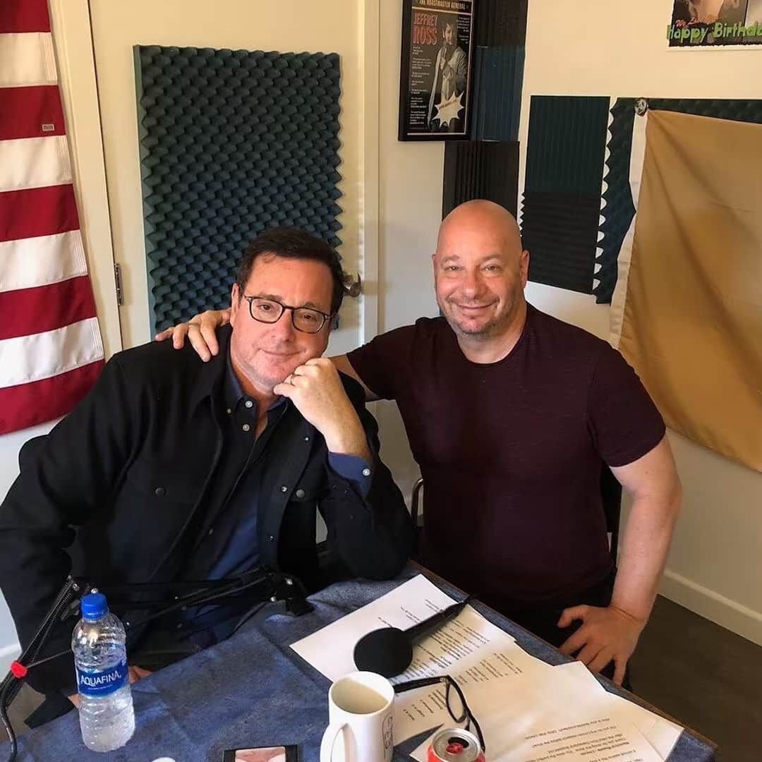 ボブ・サゲットさんのインスタグラム写真 - (ボブ・サゲットInstagram)「I love you Jeff. Repost @therealjeffreyross ・・・I love this guy so much. The kind and hilarious #BobSaget came by my podcast bunker for a hearty talk about his new movie “Benjamin” and lots of other fun stuff like #RodneyDangerfield #AbeLincoln #HistoricalRoasts #DorisDay #abortion #Alabama #TimConway #FullerHouse #RobinWilliams #BumpingMics #DonRickles #friendship #love #ThickSkinWithJeffRoss 🍄LINK IS IN MY BIO」5月18日 2時48分 - bobsaget