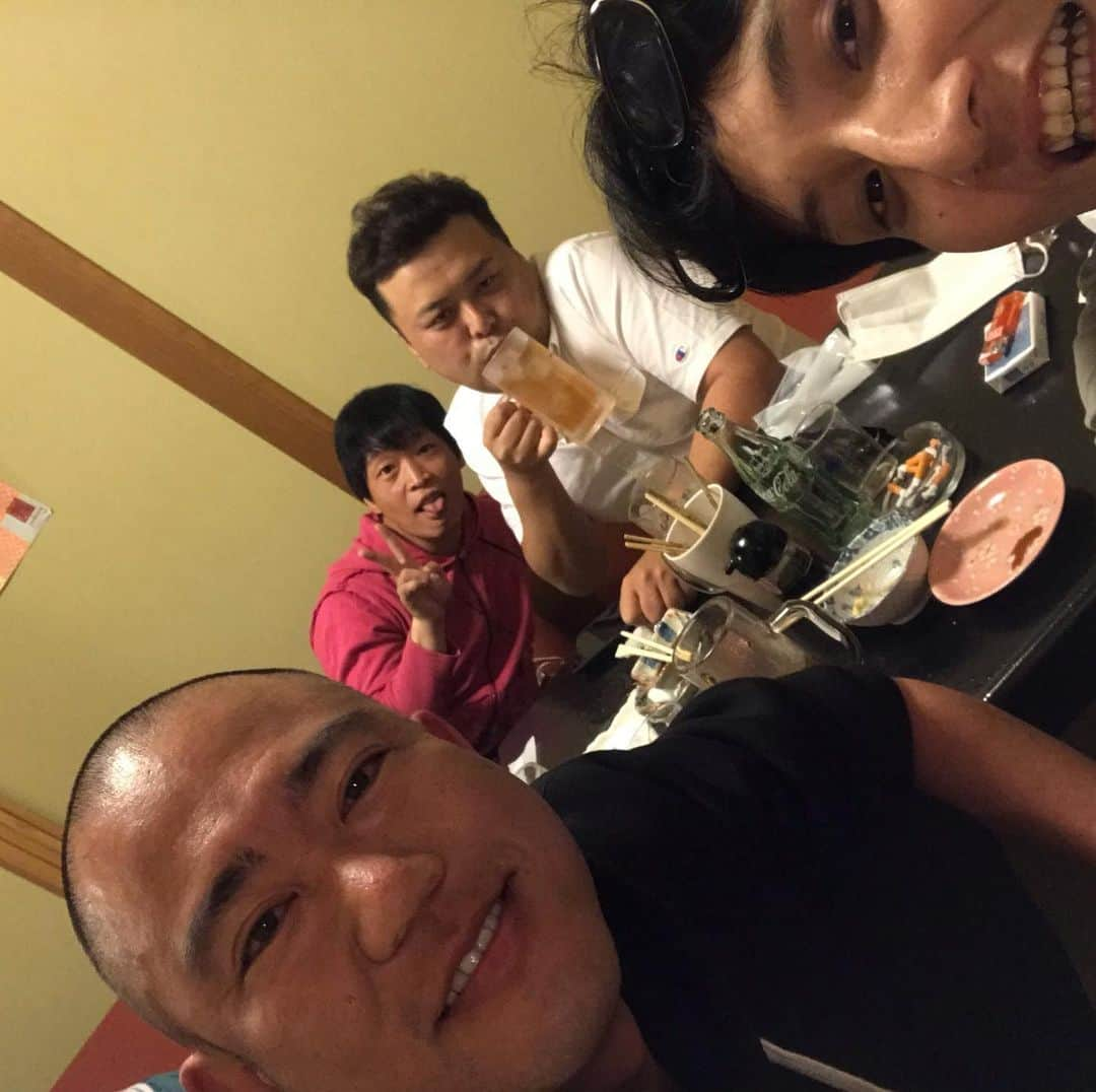 本坊元児さんのインスタグラム写真 - (本坊元児Instagram)「南陽市お笑いまつりで再会！ 楽しい夜だったなあ #南陽市お笑いまつり #とろサーモン久保田 #コロチキナダル」5月18日 3時14分 - honbouganji