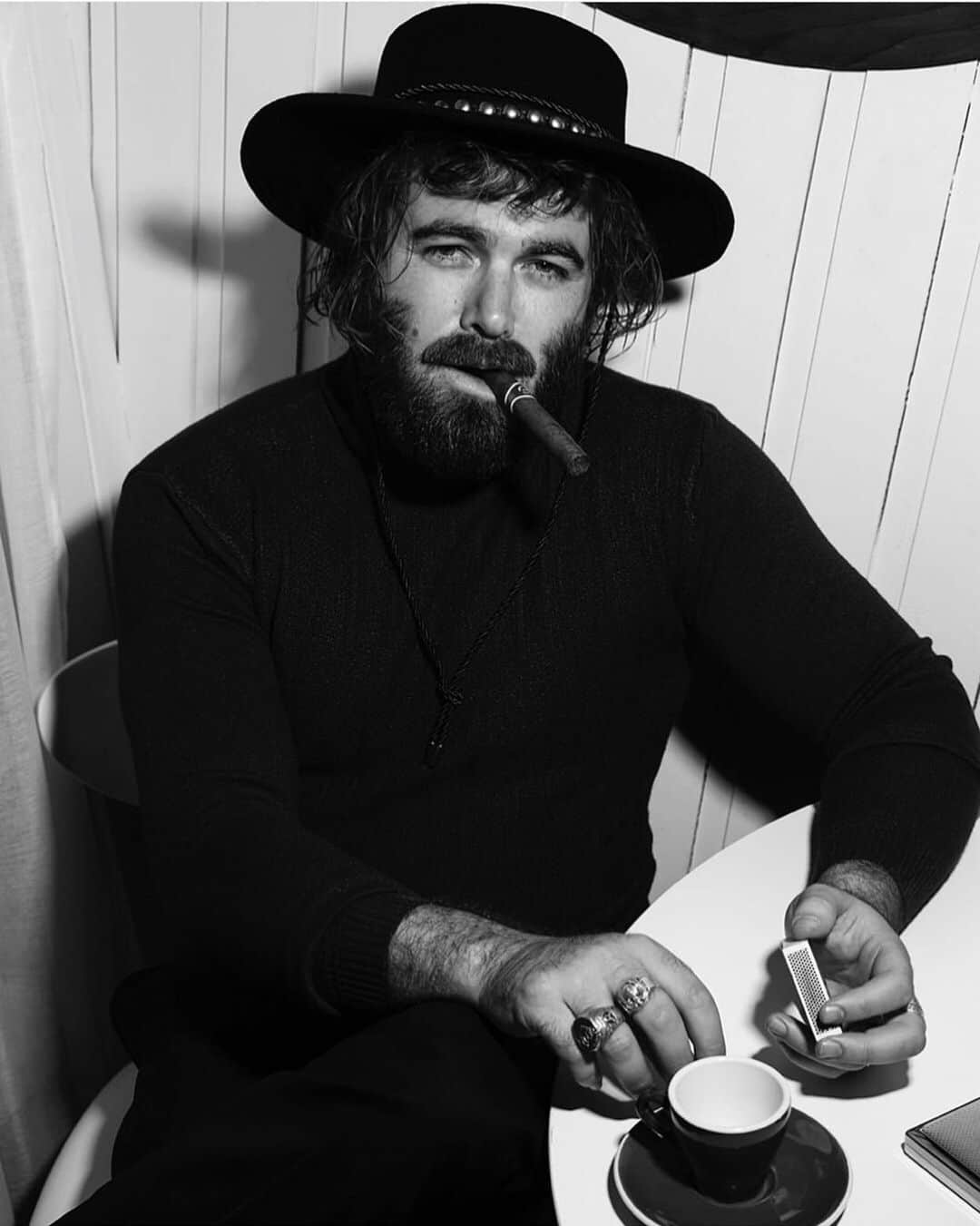 SPELLさんのインスタグラム写真 - (SPELLInstagram)「Looks good on the fellas too 😜 @angusstone_ in our @lackofcoloraus x Spell Ghost Ranch Boater 🖤 📷 by @jenniferstenglein」5月18日 14時14分 - spell