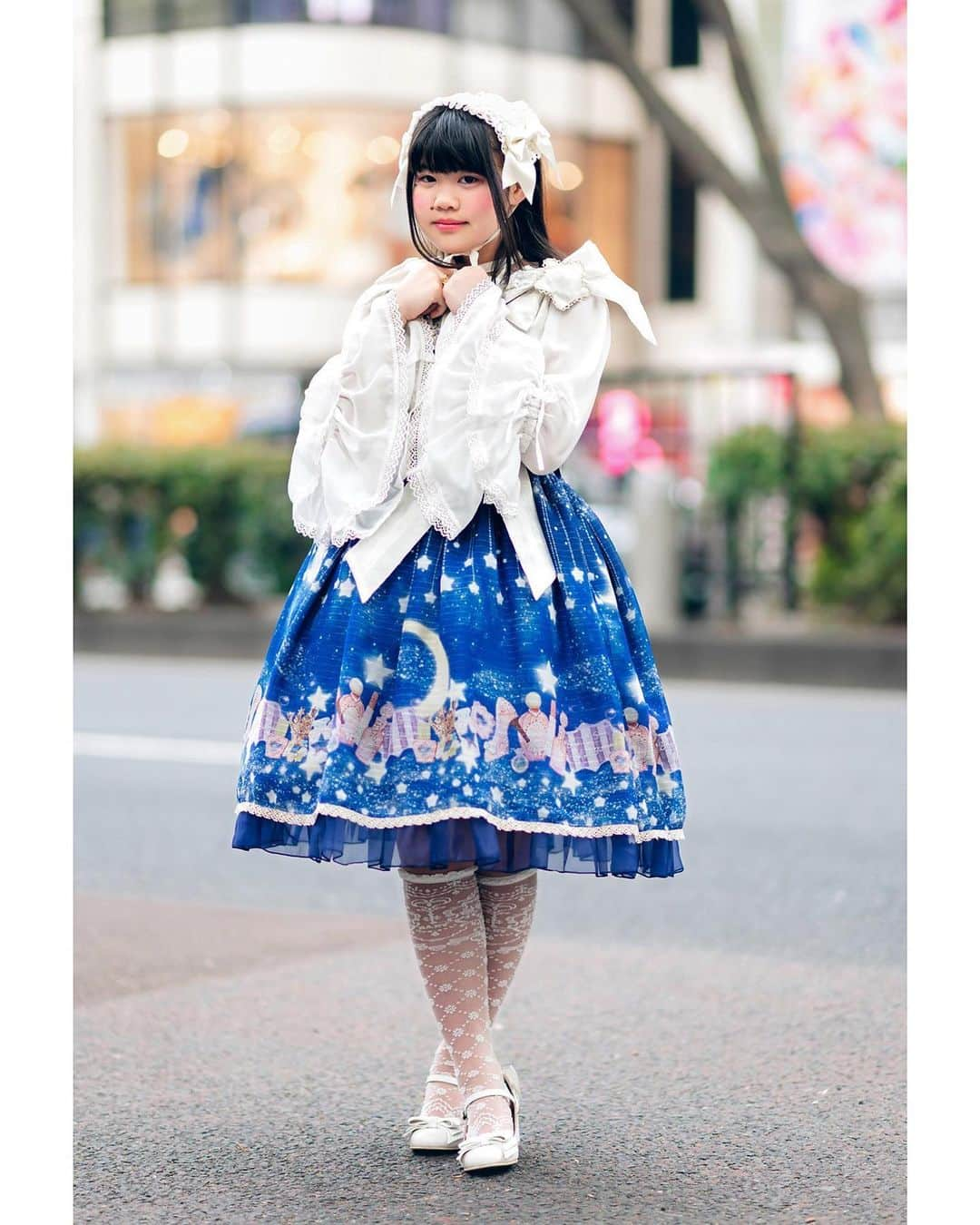 Harajuku Japanさんのインスタグラム写真 - (Harajuku JapanInstagram)「11-year-old Japanese student Yuki (@kiyu.princess) on the street in Harajuku wearing a kawaii outfit by the famous Japanese lolita fashion brand Baby, The Stars Shine Bright.」5月18日 14時18分 - tokyofashion