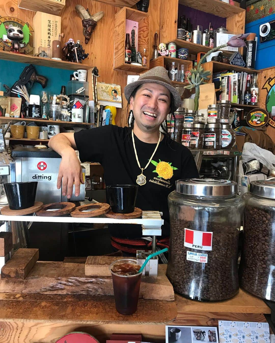 goodcoffeemeさんのインスタグラム写真 - (goodcoffeemeInstagram)「Coffee time @vja  #arisecoffeeroasters #goodcoffee_kiyosumishirakawa #goodcoffee_tokyo」5月18日 14時36分 - goodcoffeeme