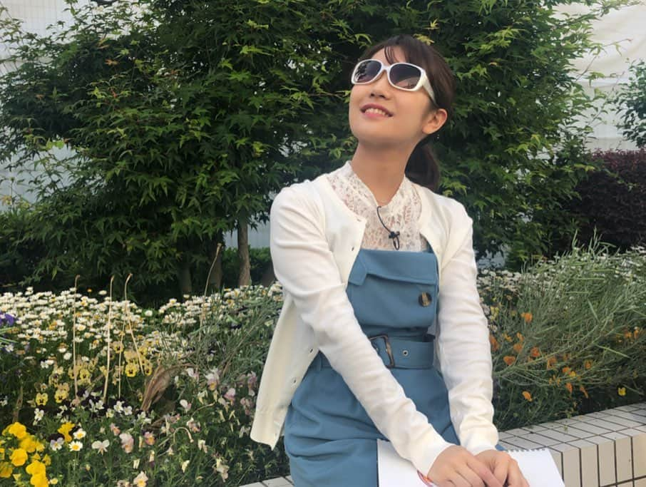 島津咲苗さんのインスタグラム写真 - (島津咲苗Instagram)「目から入る紫外線は肌の日焼けの原因になるので、しっかり対策を🕶🤓😎 . . #デルサタ #デルサタ衣装 #島津咲苗 #メーテレ #サングラス #サングラス女子」5月18日 14時39分 - sanae_shimazu