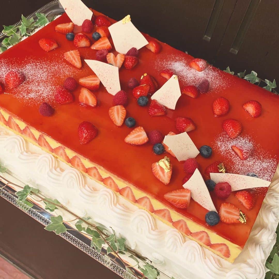 オテル・ドゥ・ミクニ(ウェディング)公式のグルメインスタ