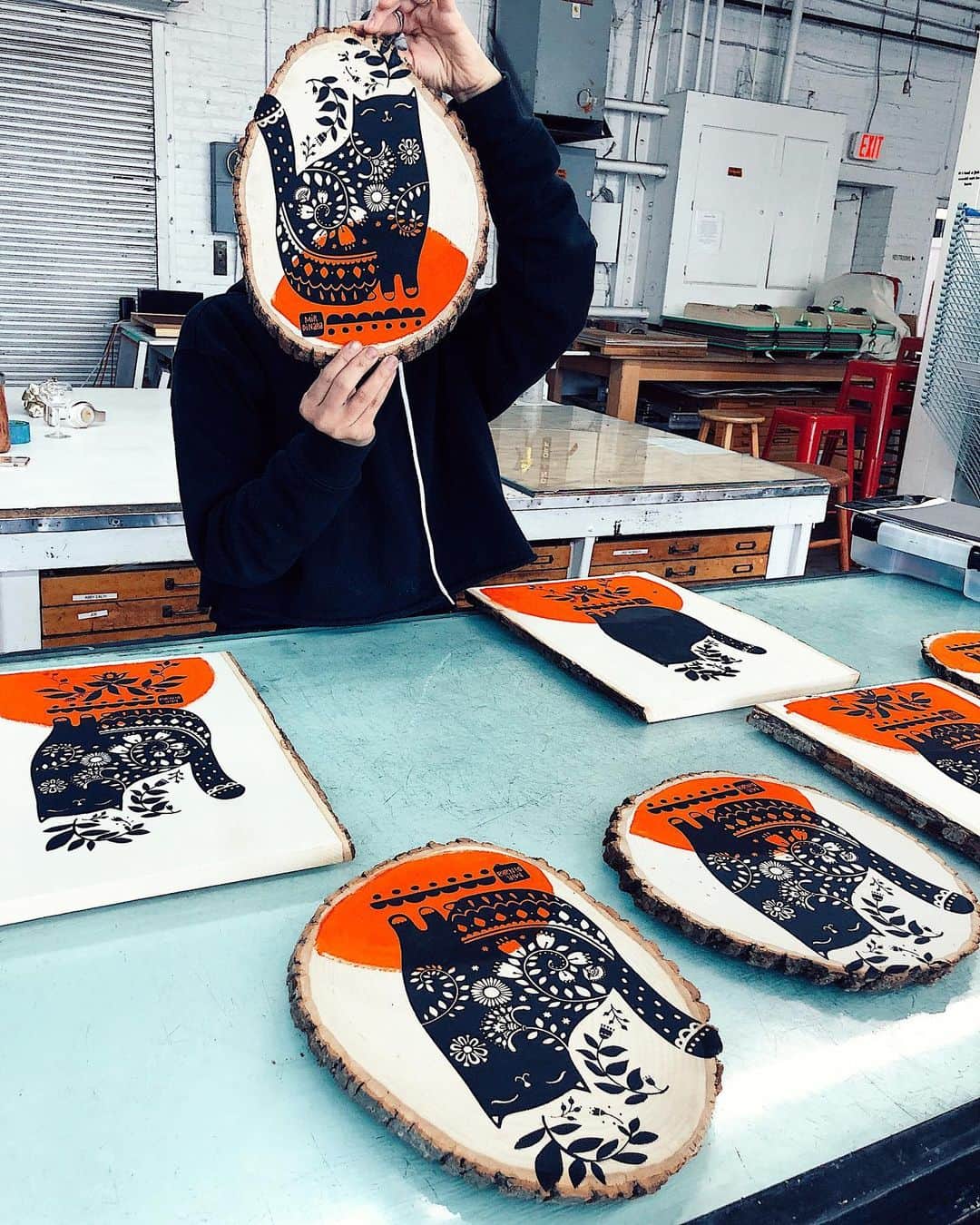 Dinara Mirtalipovaのインスタグラム：「I’ve spent my day printing cats today!  #zygotpress #printmaking」