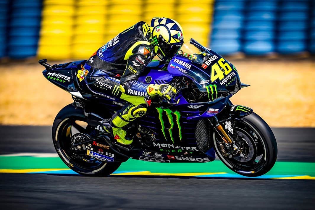 バレンティーノ・ロッシのインスタグラム：「Le Mans Circuit,France Friday,free practice 📸 @falex79 @gigisoldano @jesusrobledo Tino Martino」