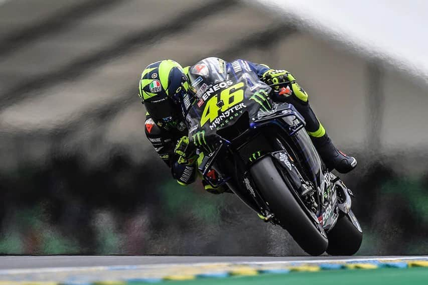 バレンティーノ・ロッシさんのインスタグラム写真 - (バレンティーノ・ロッシInstagram)「Le Mans Circuit,France  Friday,free practice 📸 @falex79 @gigisoldano @jesusrobledo Tino Martino」5月18日 6時41分 - valeyellow46