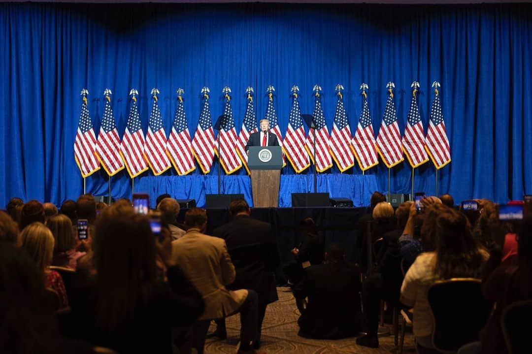 ドナルド・トランプさんのインスタグラム写真 - (ドナルド・トランプInstagram)「Today, President Trump delivered remarks at the National Association of REALTORS Legislative Meetings and Trade Expo.」5月18日 7時30分 - realdonaldtrump