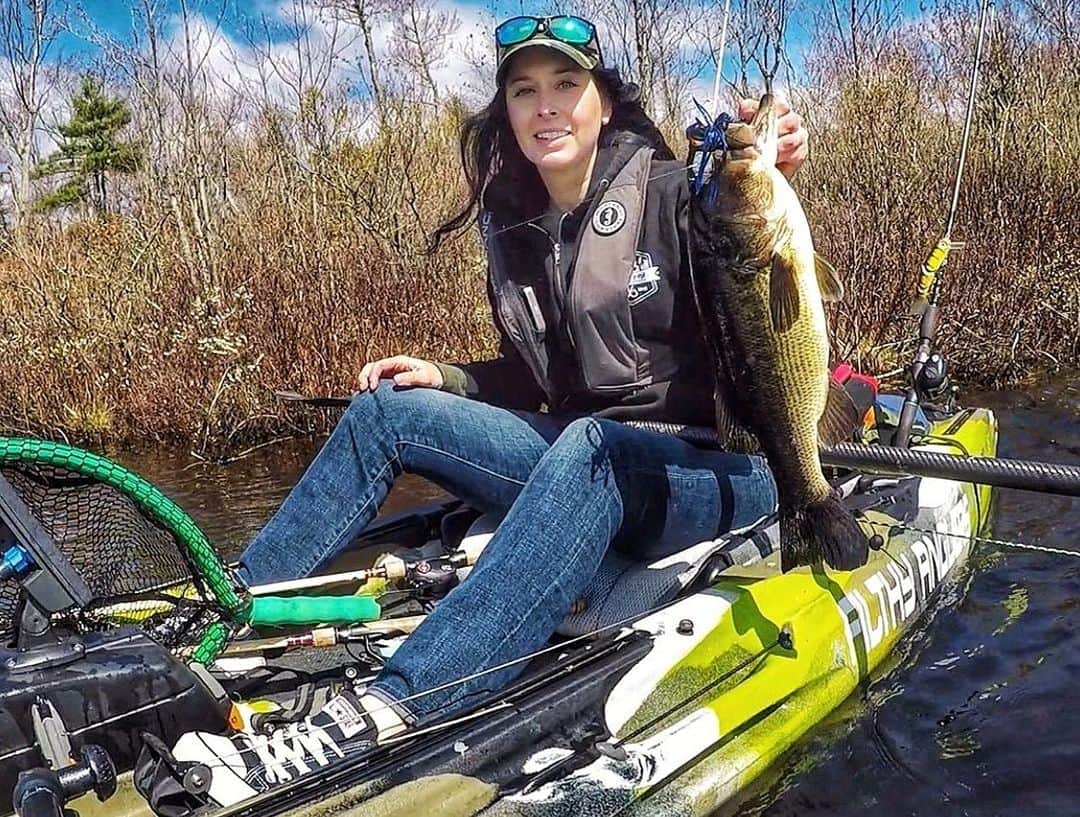 Filthy Anglers™さんのインスタグラム写真 - (Filthy Anglers™Instagram)「Filthy Female Friday my friends: Featuring Amy @amyjbasslady from the “Live Free or Die.” state, New Hampshire. She’s been out hitting some local watering holes in her @feelfreeus kayak and finding some nice bass. Her go to ammo in the early spring, black and blue chatterbait, tough for the bass to resist. We just posted her last blog on our website/story and she lets you know her must haves on her kayak, another great informative read! Congrats @amyjbasslady you are Certified Filthy www.filthyanglers.com #kayak #nh #fishing #angler #bassfishing #outdoors #filthyanglers #getfilthy #trout #teamfilthy #bigbass #chatterbait」5月18日 8時13分 - filthyanglers