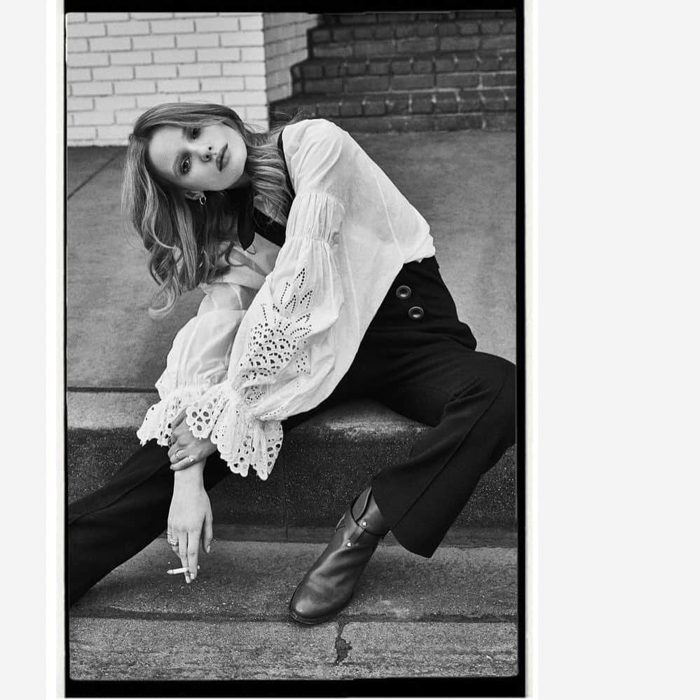 のインスタグラム：「time out ⏰」