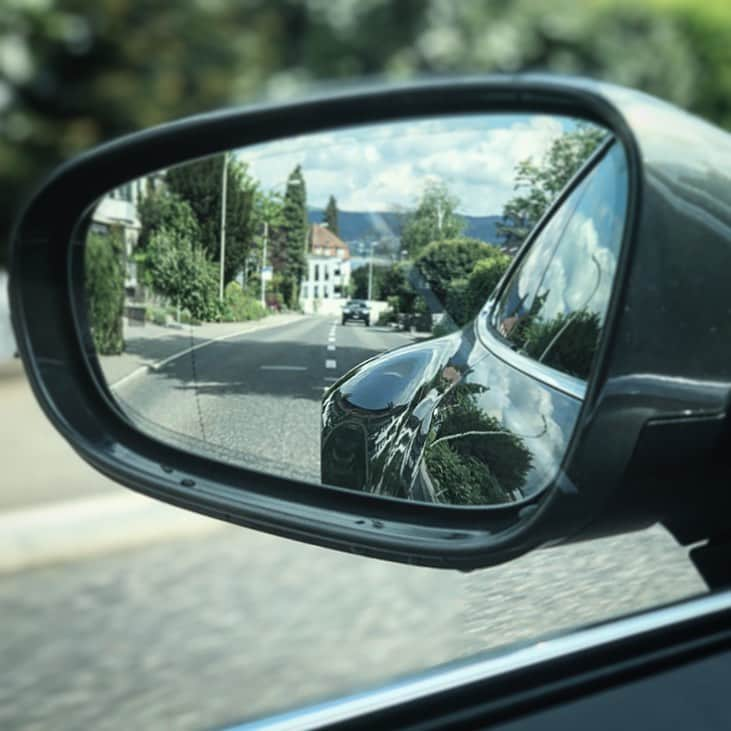 ニック・ハイドフェルドさんのインスタグラム写真 - (ニック・ハイドフェルドInstagram)「Has to be one of the best sideviewmirror views in the car business?!?! 😍 #porsche911 . . . . . #happybirthday #carlover #porsche #porsche992 #porsche9114s #911 #mirror #mirrorview #view #rearview #rearviewmirror #carlovers #sportscar #carlover #carsofinstagram #sportscars」5月18日 8時37分 - nickheidfeld