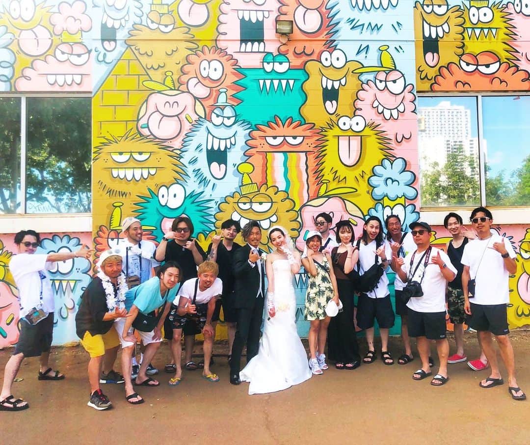 Yuta Misumiのインスタグラム：「. ㅤㅤㅤㅤㅤㅤㅤㅤㅤㅤㅤㅤㅤ友人の結婚式で5日間お休み頂いておりました。ありがとうございました🇺🇸✈️🌈🧔🏽🤙🏽🌴 ㅤㅤㅤㅤㅤㅤㅤㅤㅤㅤㅤㅤㅤ. ㅤㅤㅤㅤㅤㅤㅤㅤㅤㅤㅤㅤㅤ. ㅤㅤㅤㅤㅤㅤㅤㅤㅤㅤㅤㅤㅤ本日よりまたお仕事頑張ります。休み中お店を守ってくれたスタッフ達に感謝します🙇🏻‍♂️🙌🏻ありがとう！ ㅤㅤㅤㅤㅤㅤㅤㅤㅤㅤㅤㅤㅤ. ㅤㅤㅤㅤㅤㅤㅤㅤㅤㅤㅤㅤㅤ#hawaii#hawaiiwedding#waikiki」