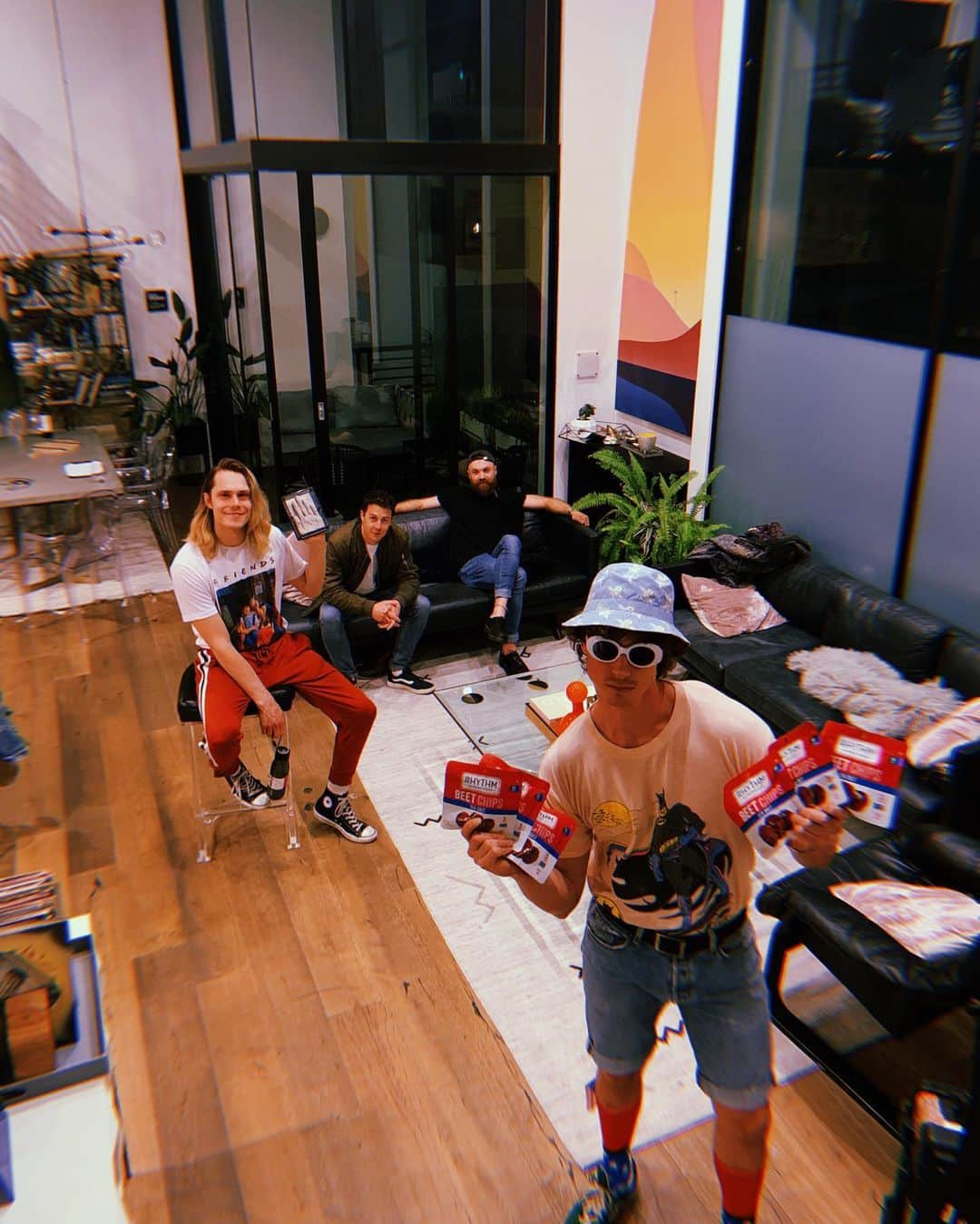 Don Brocoさんのインスタグラム写真 - (Don BrocoInstagram)「Having an absolute ball eating our body weight in beet chips, massive thanks to the Basecamp guys having us these past few days 🙏 Columbus @sonictemplefestival tomorrow! #forthosewhotour」5月18日 9時10分 - donbroco