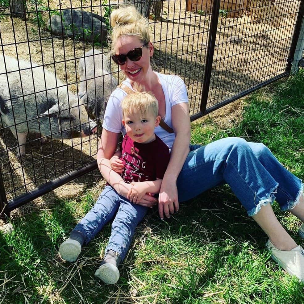 People Magazineさんのインスタグラム写真 - (People MagazineInstagram)「Katherine Heigl's kids are her world. ❤️ | #Regram @katherineheigl: "Yesterday was overflowing with a million perfect moments... And when I have a not so good day I will look back at this post and remember."」5月18日 9時46分 - people