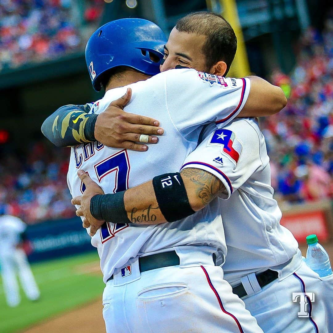 テキサス・レンジャーズさんのインスタグラム写真 - (テキサス・レンジャーズInstagram)「The home run derby continues. 😎」5月18日 10時11分 - rangers