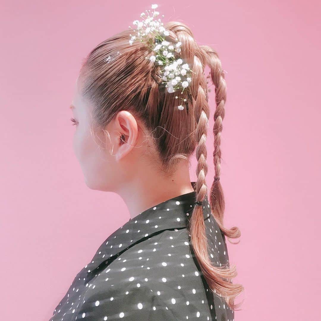 Sachiさんのインスタグラム写真 - (SachiInstagram)「Party hair set !!! . Wedding、party、 etc... . 大切な日、特別な日のhair arrange。 ご相談下さい🦢 *髪飾りは持参になります。 . #shima#hair#hairset #アレンジ#ヘアアレンジ#ヘアセット #shima_sachi」5月18日 11時27分 - sattyyyyy