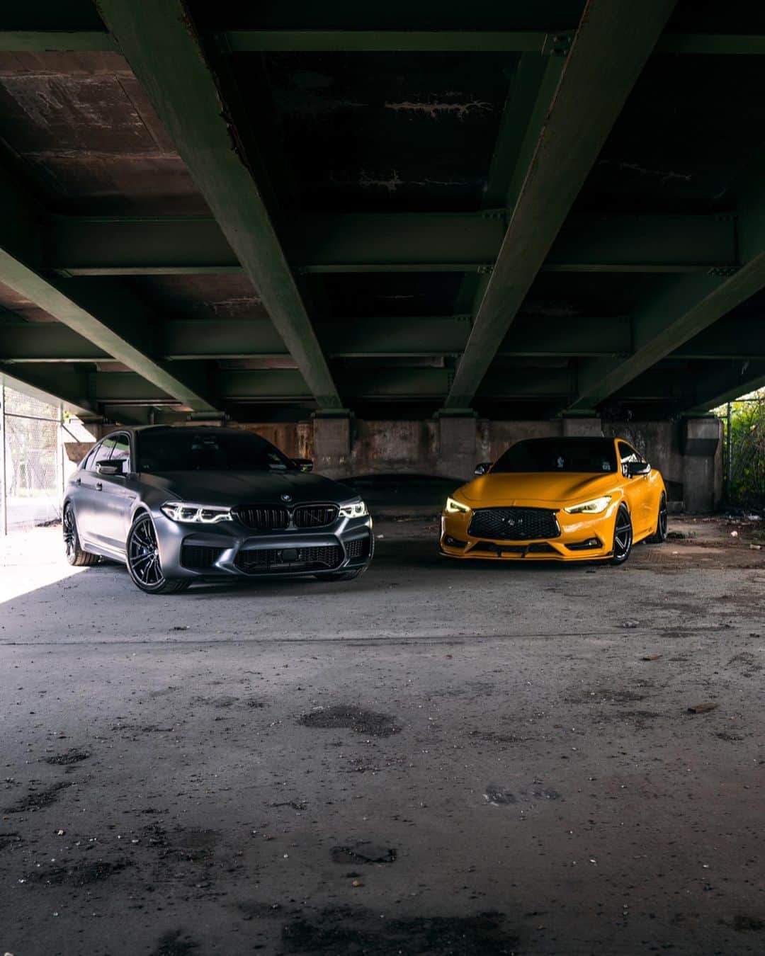 CARLiFESTYLEさんのインスタグラム写真 - (CARLiFESTYLEInstagram)「Which has a better front end, M5 or Q60? Q60 owner @darkq60 / M5 owner @arcticm5 | Photo by @liv3life_m5」5月18日 13時05分 - carlifestyle
