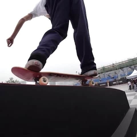 スラッシャーのインスタグラム：「🗣 LIVE stream from the @vansparkseries in Shanghai right now on ThrasherMagazine.com 📡 👉🏽 @top.roman filmed by @tweestopher」