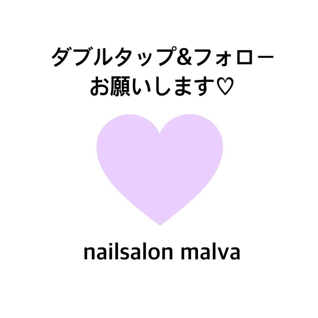 nailsalon malva（ネイルサロンマルヴァ）さんのインスタグラム写真 - (nailsalon malva（ネイルサロンマルヴァ）Instagram)「こちらは《キラキラアート45》で同じネイルご予約可能です💅 短めの爪でもしっかり再現できます🙆‍♀️ クリスタル✖︎オーロラの組み合わせが可愛いです😍❤️ . nailsalon malva  ご予約はLINEからがオススメです☆ 🌙原宿LINE ID→《@malva》 ※@を忘れずに‼︎ 全てのアートや料金表はHPより http://www.malvanail.com/sp/  #malva#マルヴァ#ネイル#gelnail#nail#nailart#naildesign#nailstagram#ジェル#gel#ジェルネイル#ネイルデザイン#原宿ネイル#nailsalon#ネイルサロン#ネイルチップ#森絵里香#malvaネイル#malvanail#ネイリスト募集#美甲#ロシアンマニキュア#ハンドネイル#フットネイル」5月18日 13時02分 - malva_nail