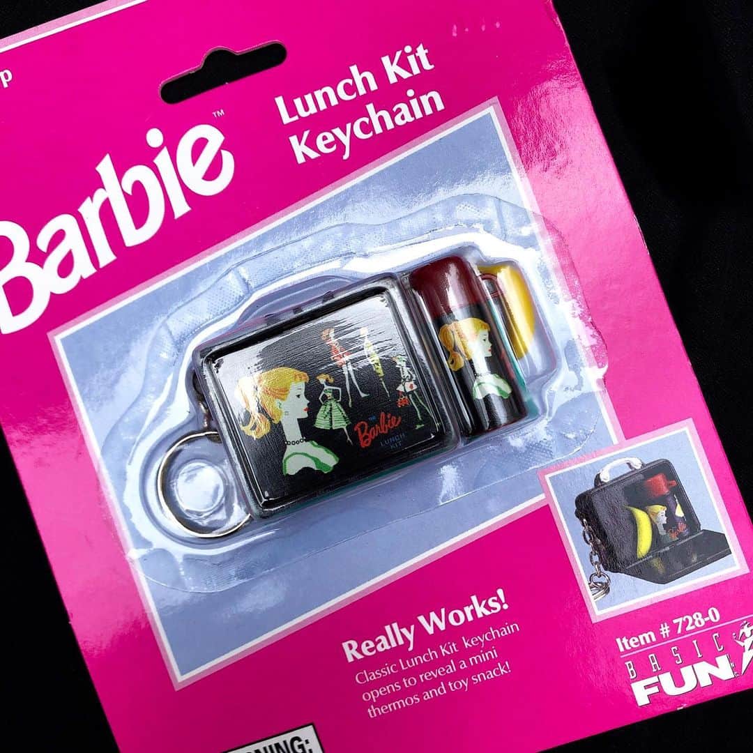 おもちゃやSPIRALさんのインスタグラム写真 - (おもちゃやSPIRALInstagram)「90's Barbie Keychain入荷しました！ 各2500円です！」5月18日 13時07分 - spiral_toy
