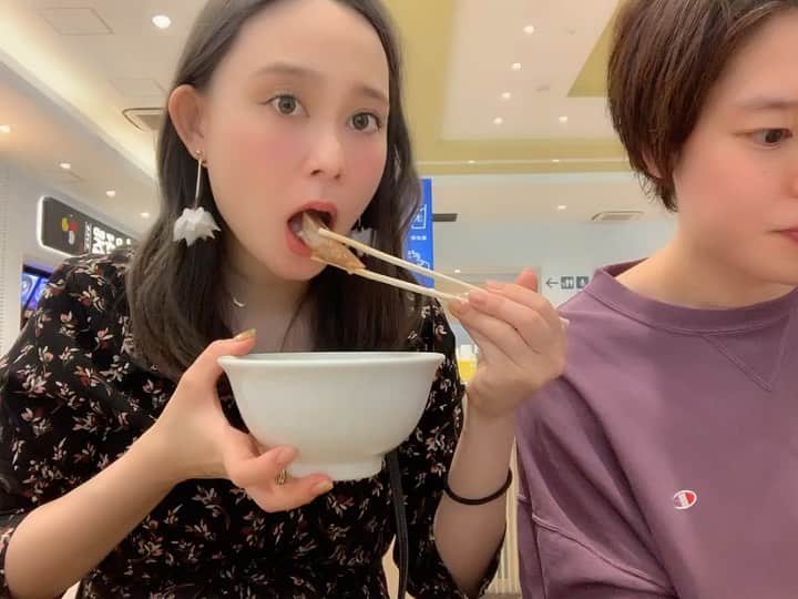 本田しおりのインスタグラム：「大神家のとある日のランチ  2人で 唐揚げ定食大盛り 中華そば つけ麺  食い過ぎww」