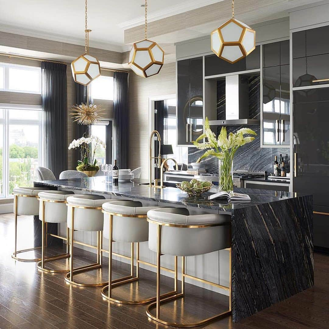 さんのインスタグラム写真 - (Instagram)「Every single detail in this kitchen! @mrcurtiselmy」5月18日 23時11分 - inspire_me_home_decor