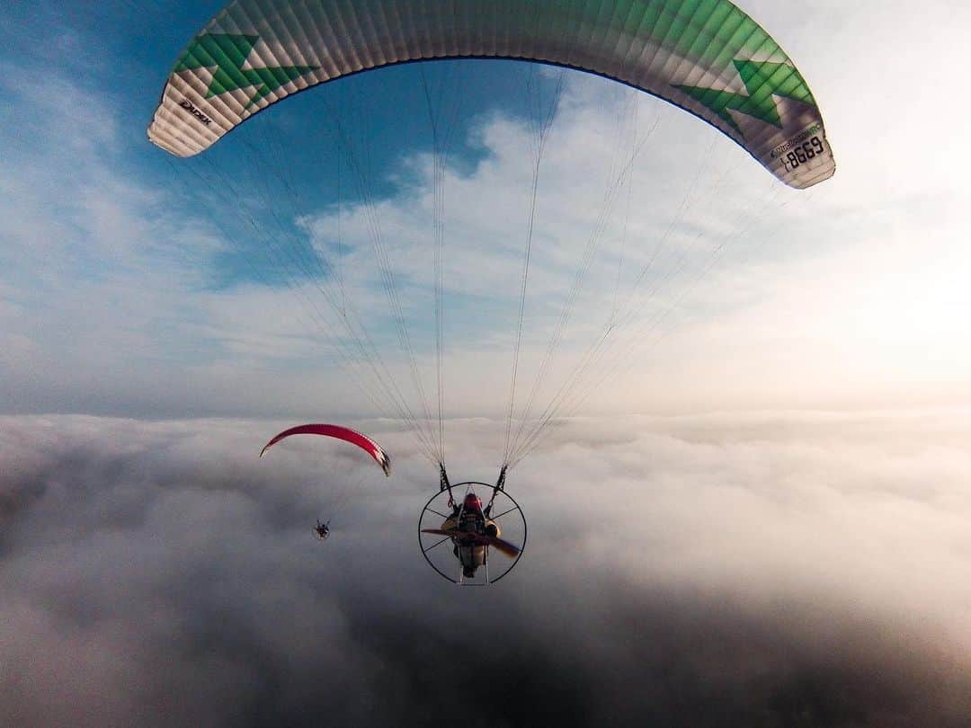 goproさんのインスタグラム写真 - (goproInstagram)「Photo of the Day: Weekend plans? Spending Saturday in the skies with Ivan Milocco. • • • @GoProIT #GoPro #Paragliding #InTheClouds #WeekendWarrior #Italy🇮🇹 #Saturdays」5月18日 23時11分 - gopro